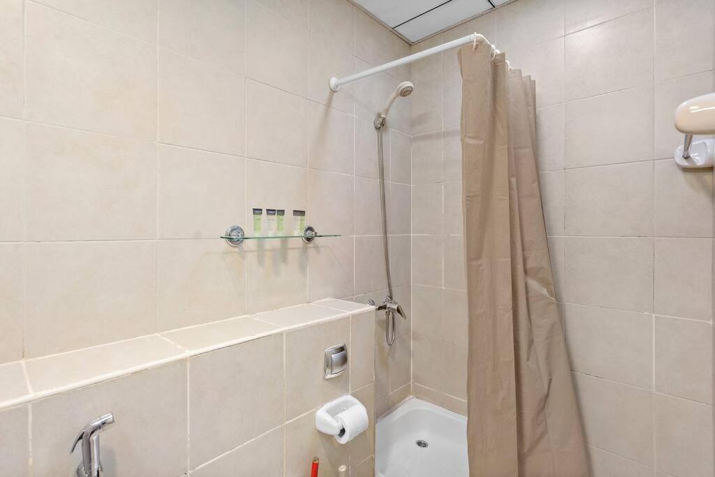 Stonetree - Elegant In Peaceful Community Apartment *